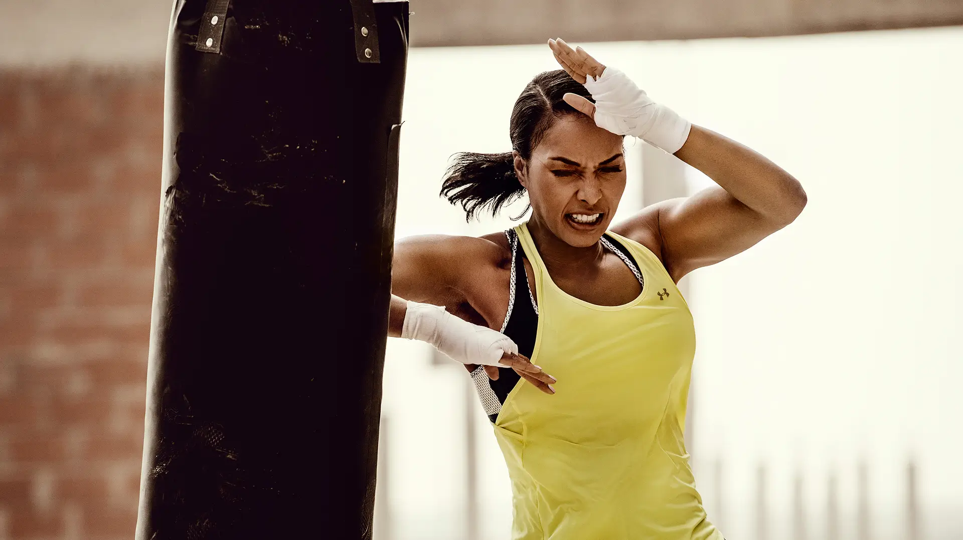 /img/under-armour-hero.webp
